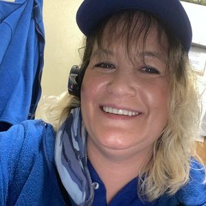 Meet your Posher, Alisha